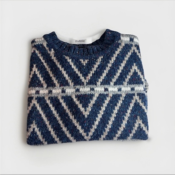 Architect Blue and White Patterned Crewneck Vintage Wool Blend Sweater - Picture 7 of 9